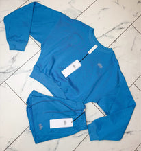 Load image into Gallery viewer, A Sweater Shorts Set

