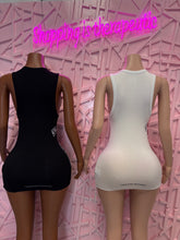 Load image into Gallery viewer, Hearts dress

