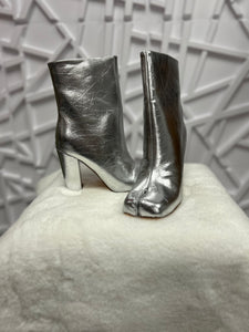 Camel toe boots (silver)